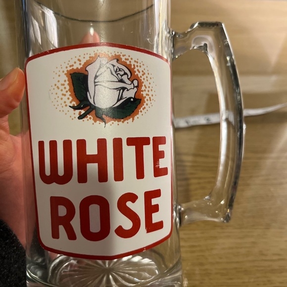 Vintage White Rose Beer Mug - Picture 7 of 7